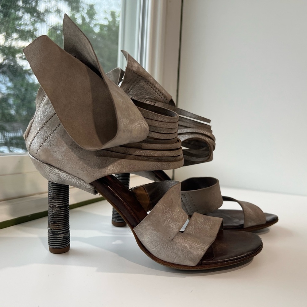A.S.98 Metallic Silver Gray Strappy Sculpted Heel Sandals 37 - Picture 3 of 14